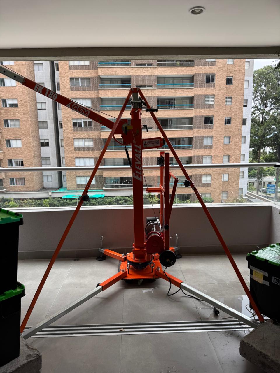 Máquina elevadora Efikcia - en operación